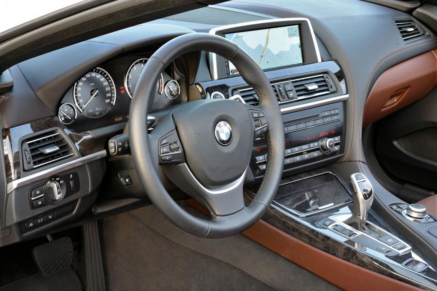  BMW 6-Series Convertible 2011 года  (фото 216 из 320)